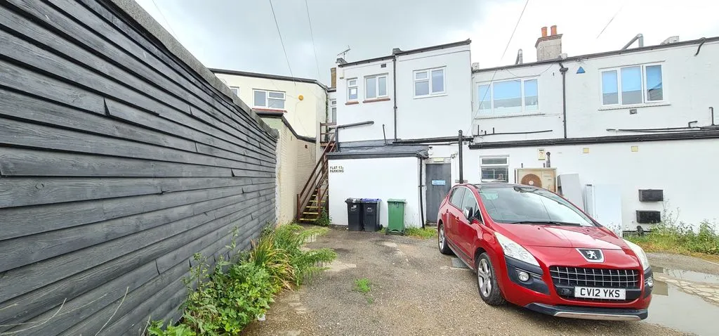 Rayleigh Road, Eastwood, Essex, SS9 5UU, photo 14