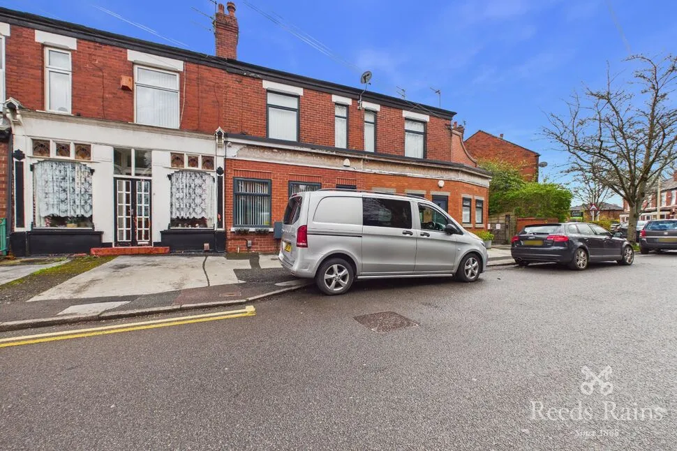 Moorland Road, Woodsmoor, Cheshire, SK2, photo 11