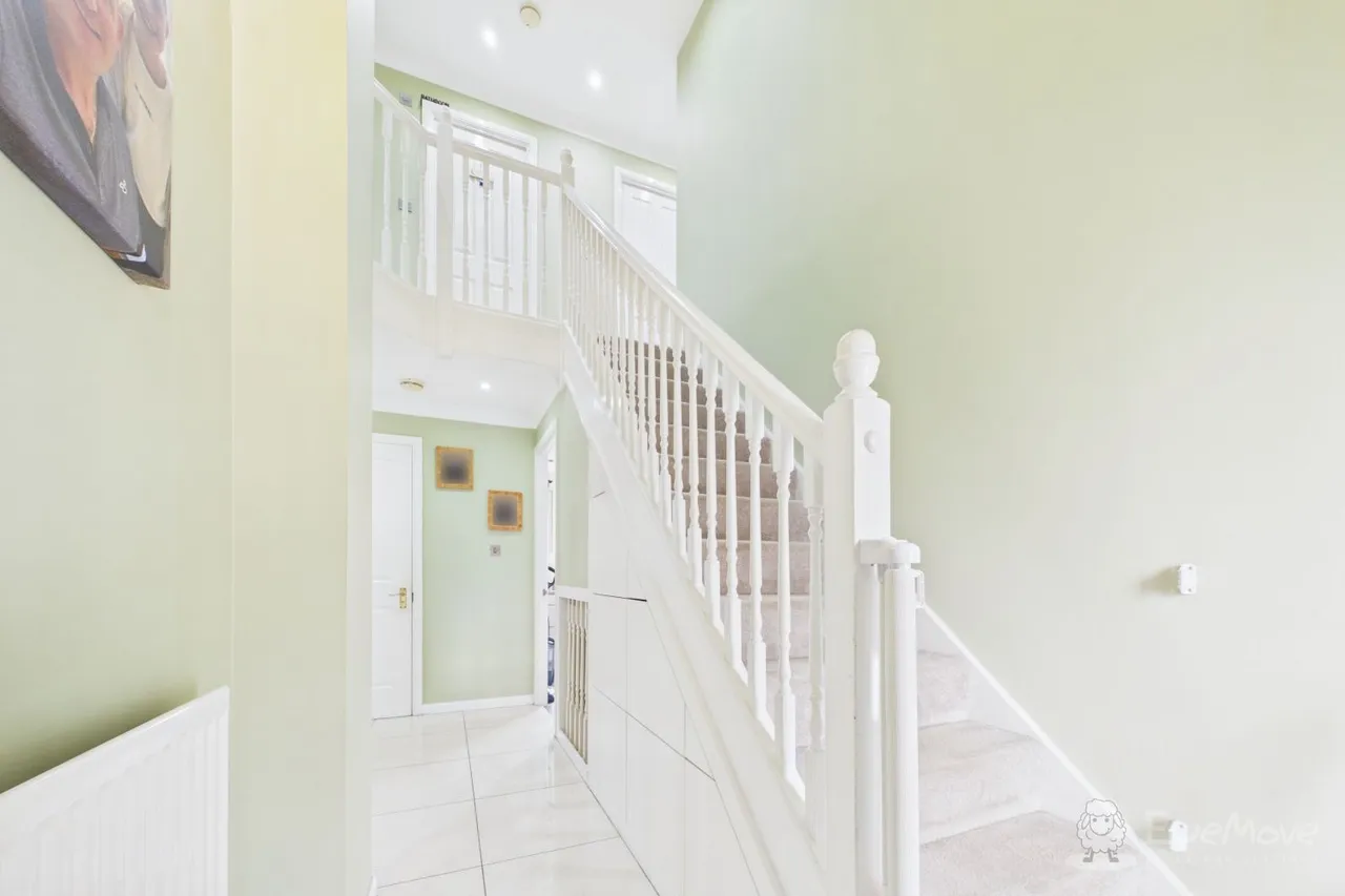 Pannell Drive, Hawkinge, CT18, photo 9