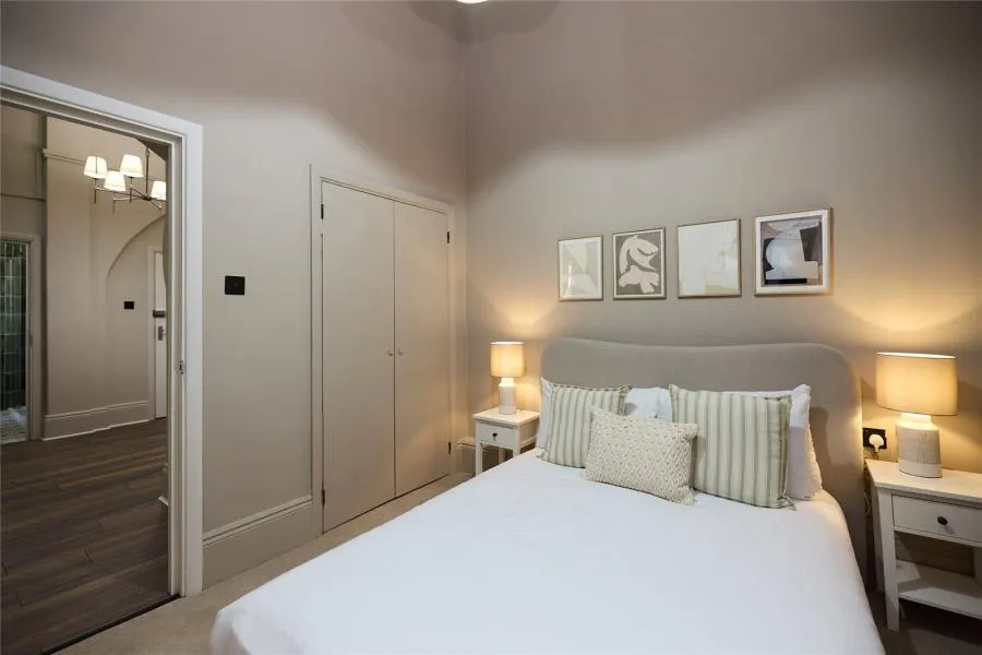 Woodchurch Road, London, NW6, photo 6