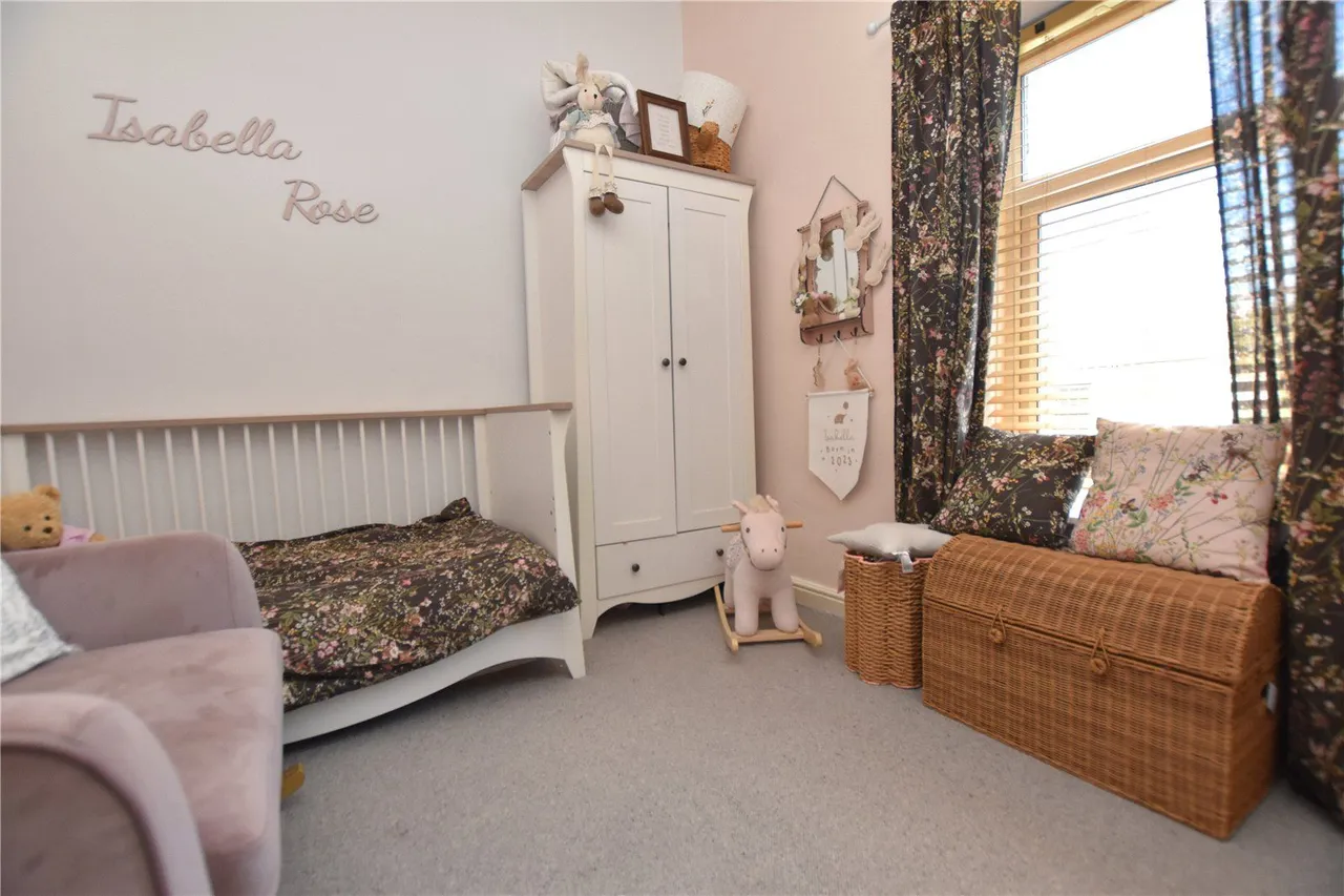 Kirkgate, Hanging Heaton, WF17, photo 16