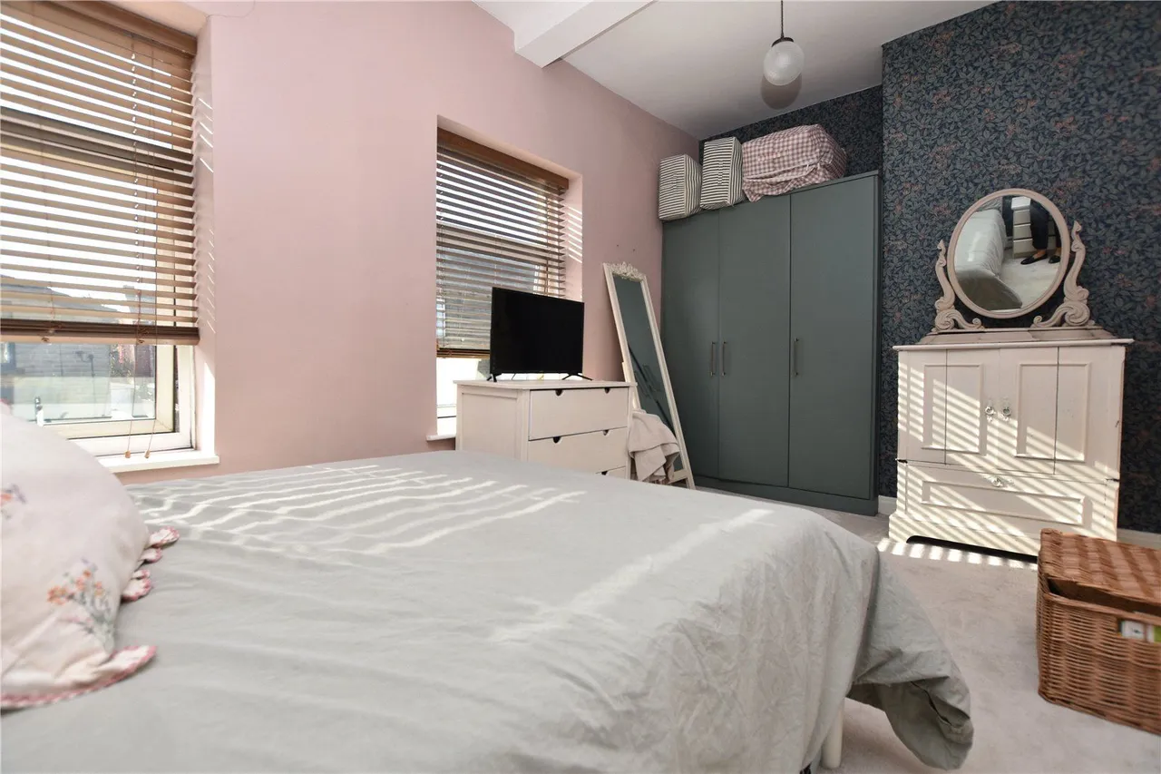 Kirkgate, Hanging Heaton, WF17, photo 7