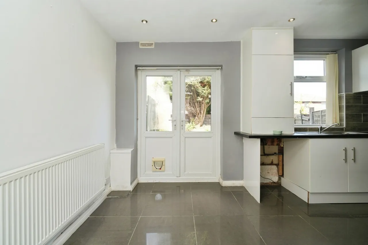 Lancaster Avenue, Whitefield, Manchester, Greater Manchester, M45, photo 6