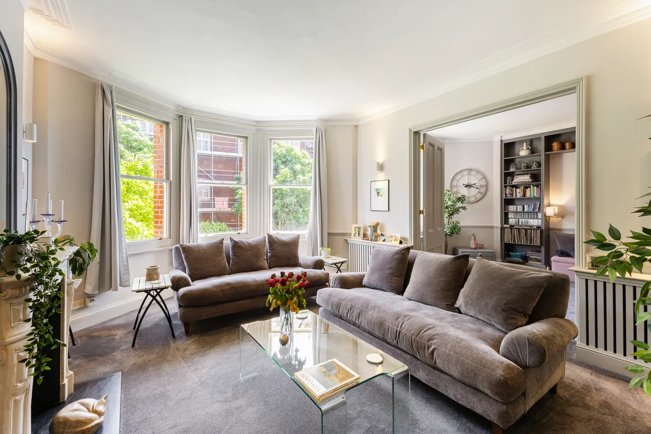 Prince of Wales Drive, Battersea, South West London, photo 3