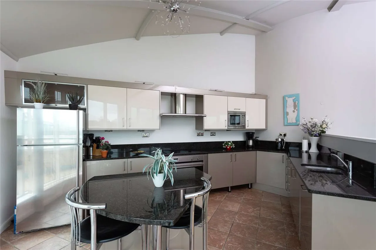 Leeman Road, York, North Yorkshire, YO26 4ZP, photo 5