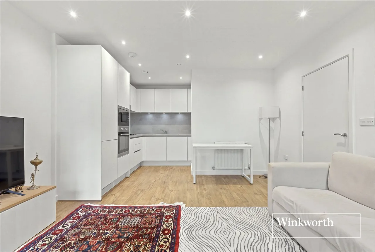Medawar Drive, Mill Hill East, London, NW7, photo 9