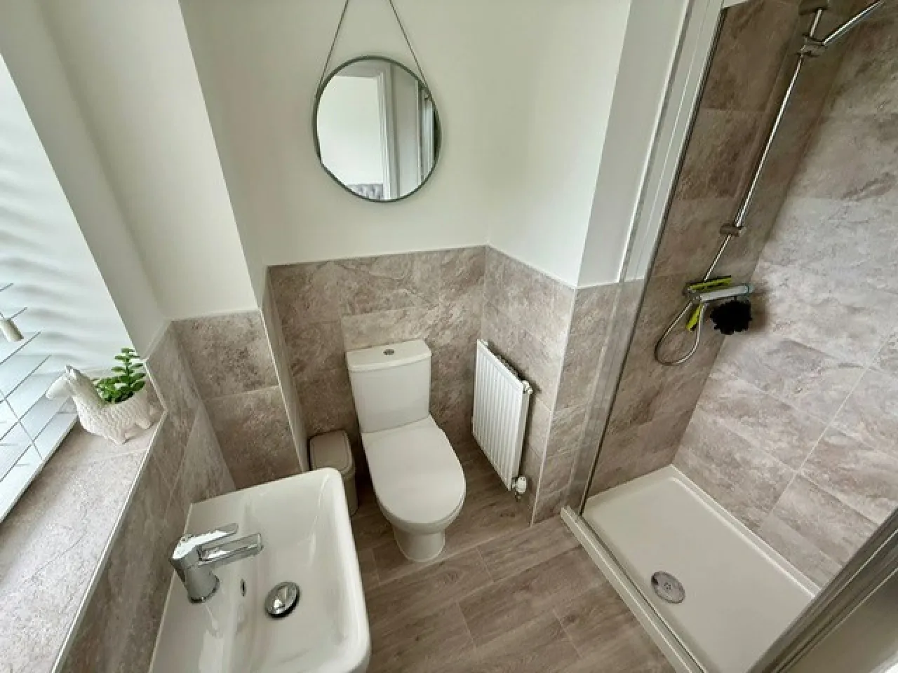 Maul Field Close, Crewe, photo 13