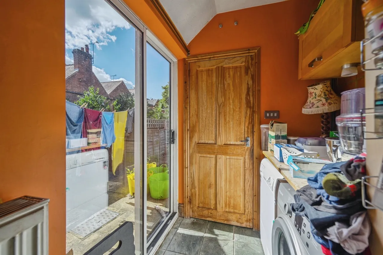 Stone Road, Uttoxeter, ST14, photo 8