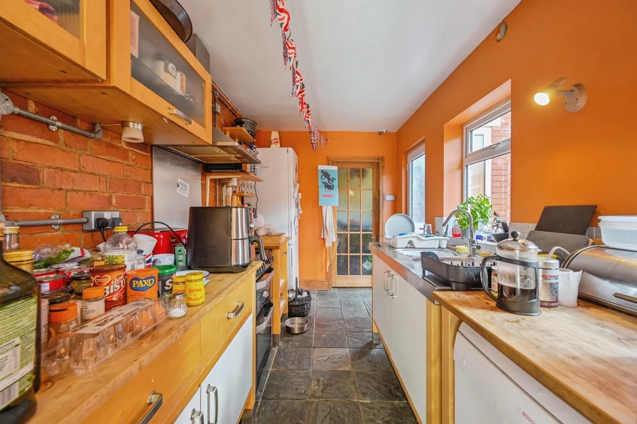 Stone Road, Uttoxeter, ST14, photo 7
