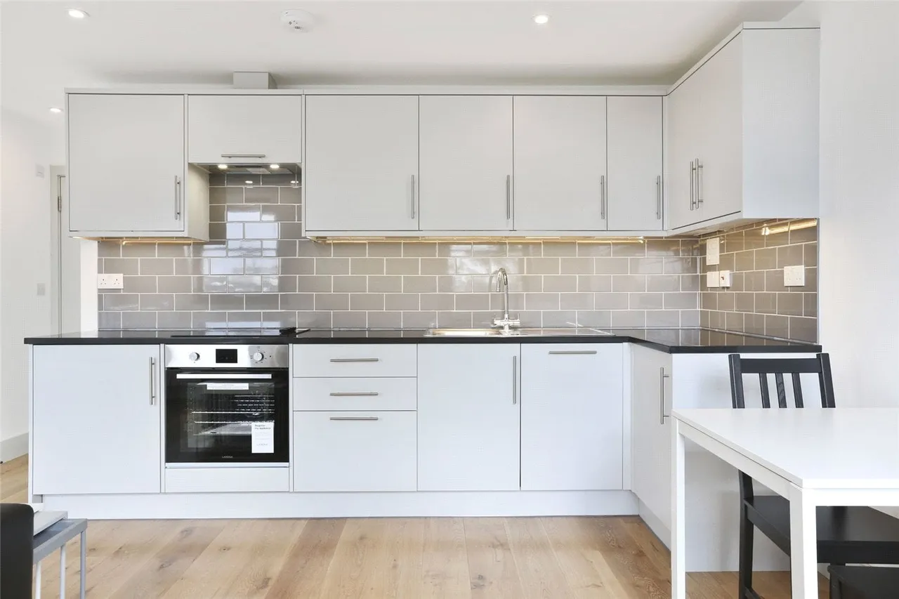 Coverdale Road, London, W12, photo 4