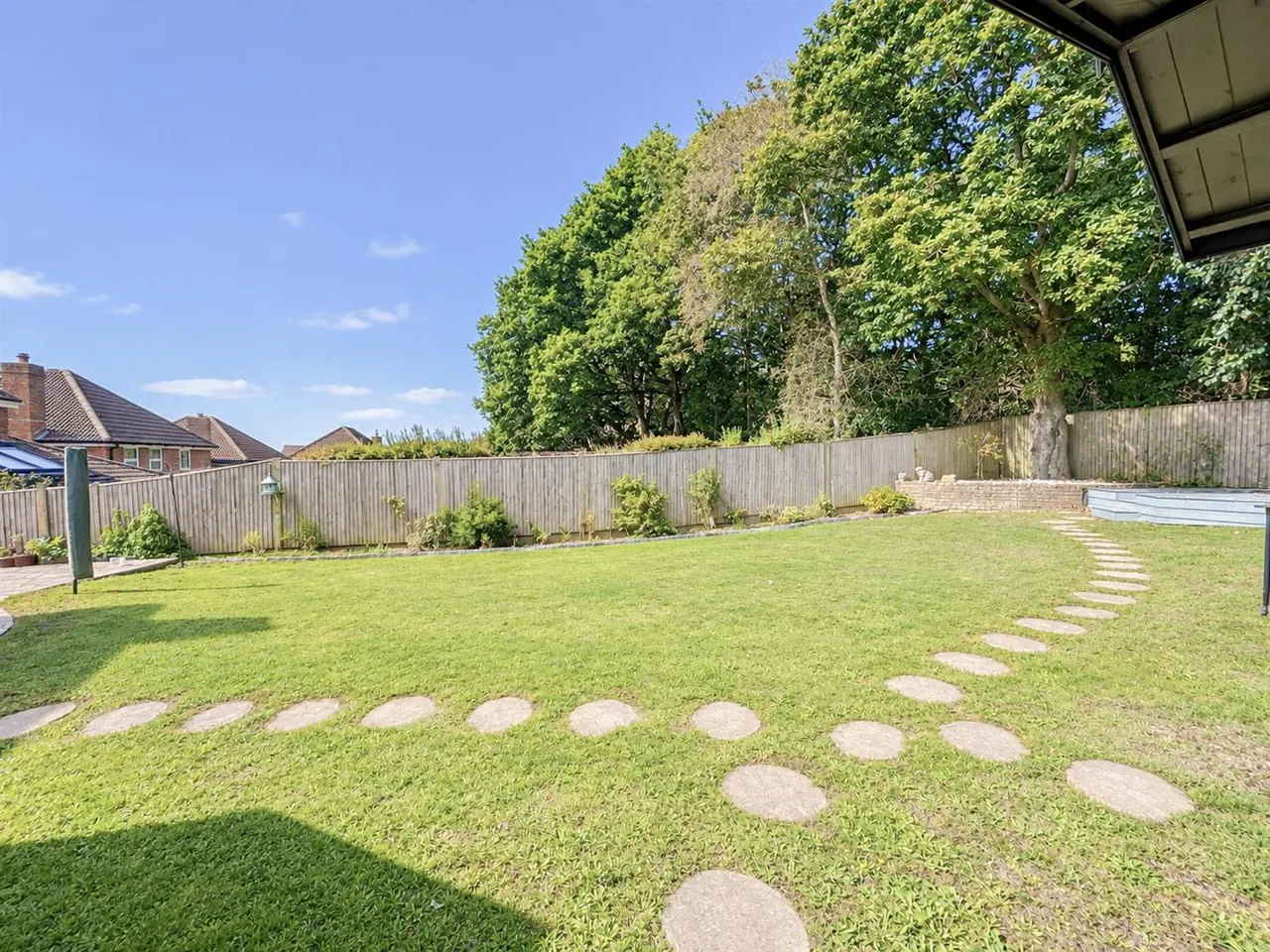 Whittlewood Close, St. Leonards-On-Sea, TN38, photo 13