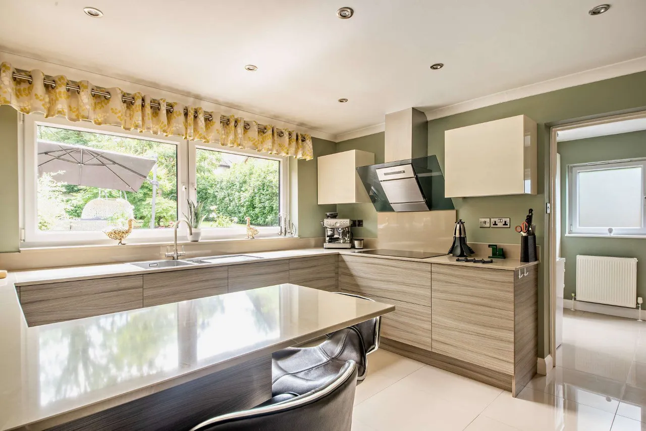 Goddard Drive, Midgham, Reading, Berkshire, RG7 5UW, photo 8