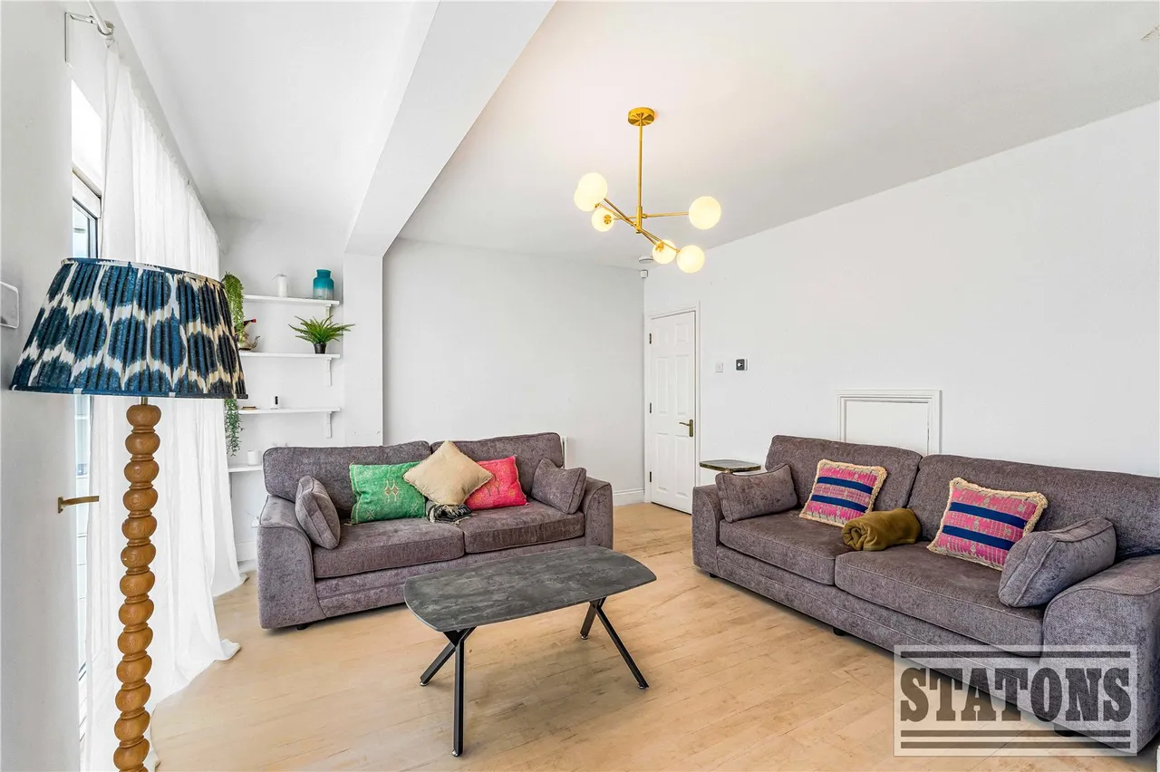 Queens Avenue, Whetstone, London, N20 0JB, photo 3