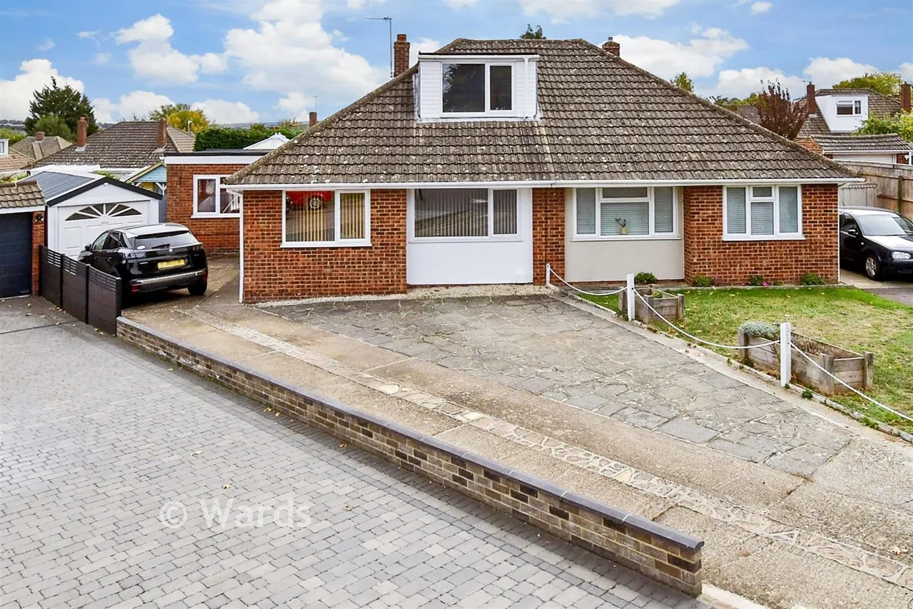 4 bed chalet for sale, Flaxman Drive, Maidstone, ME16