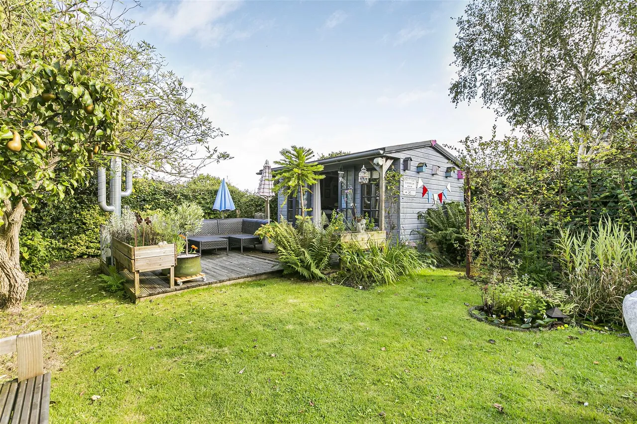 South Street, East Hoathly, BN8 6DT, photo 18