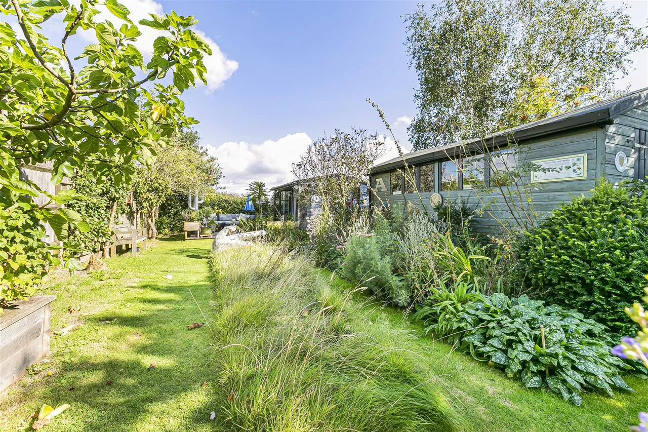 South Street, East Hoathly, BN8 6DT, photo 21