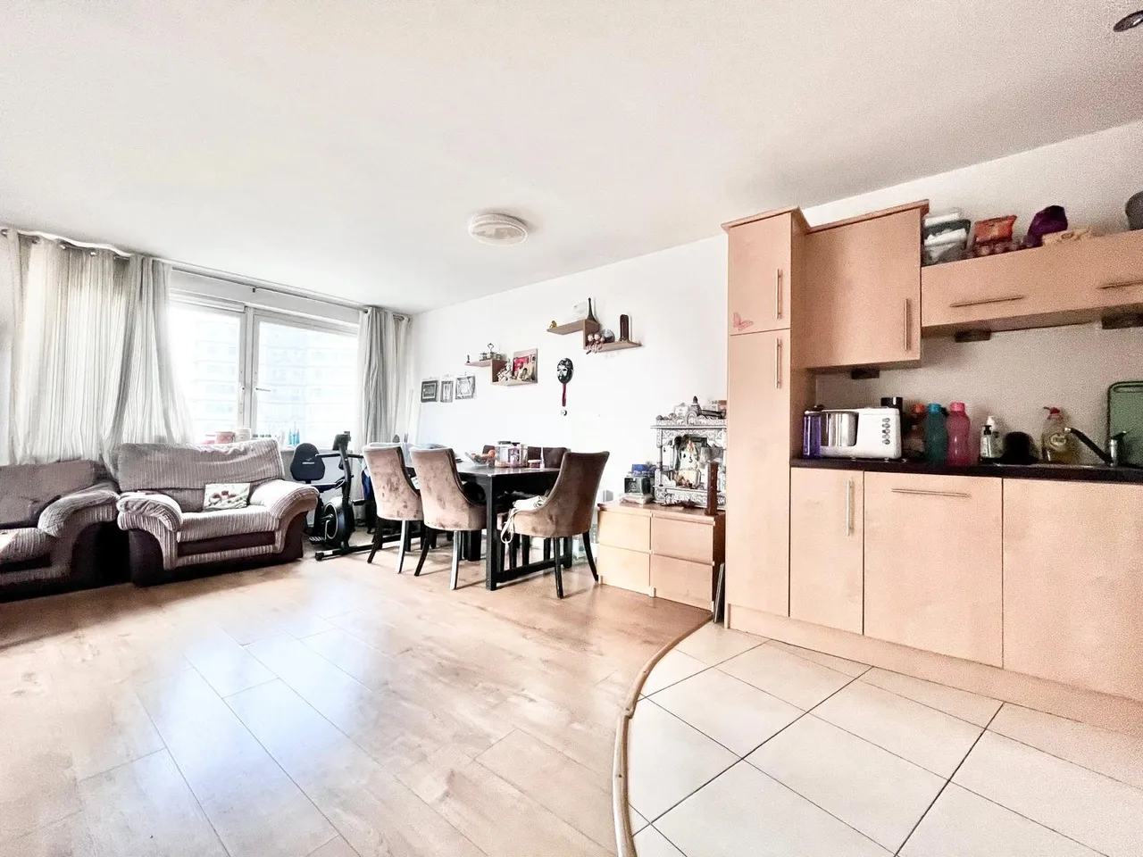 Prince Regent Road, Hounslow, TW3, photo 3