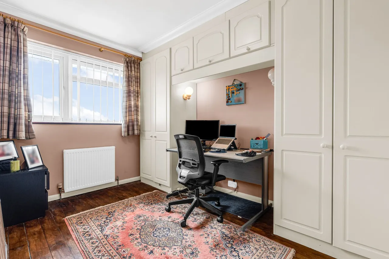 Homefield Road, Ware, SG12 7NG, photo 15