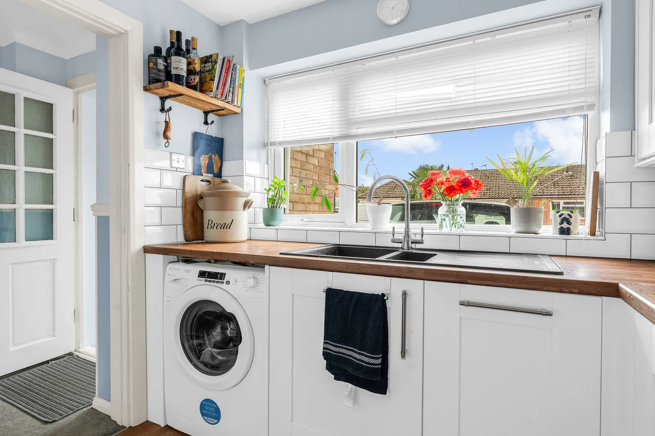 Homefield Road, Ware, SG12 7NG, photo 11