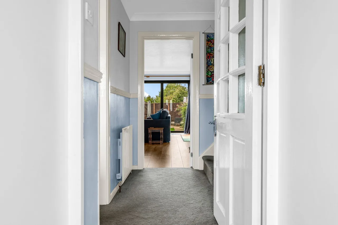 Homefield Road, Ware, SG12 7NG, photo 8