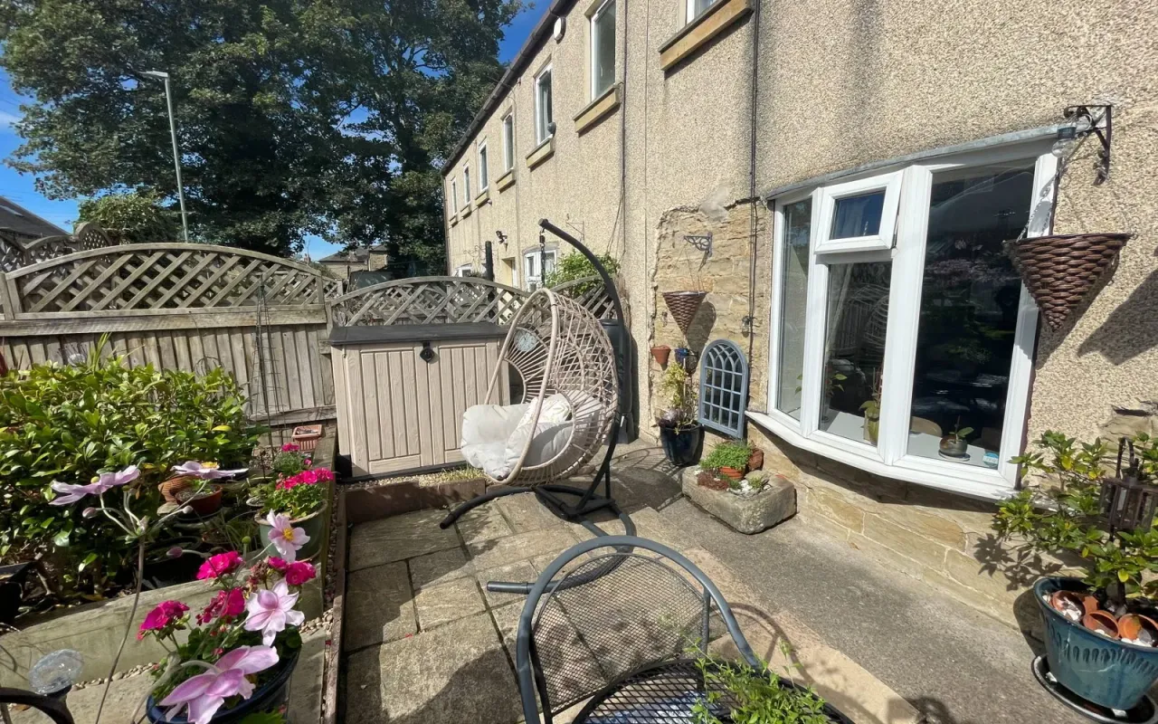 Bilham Road, Clayton West, photo 12