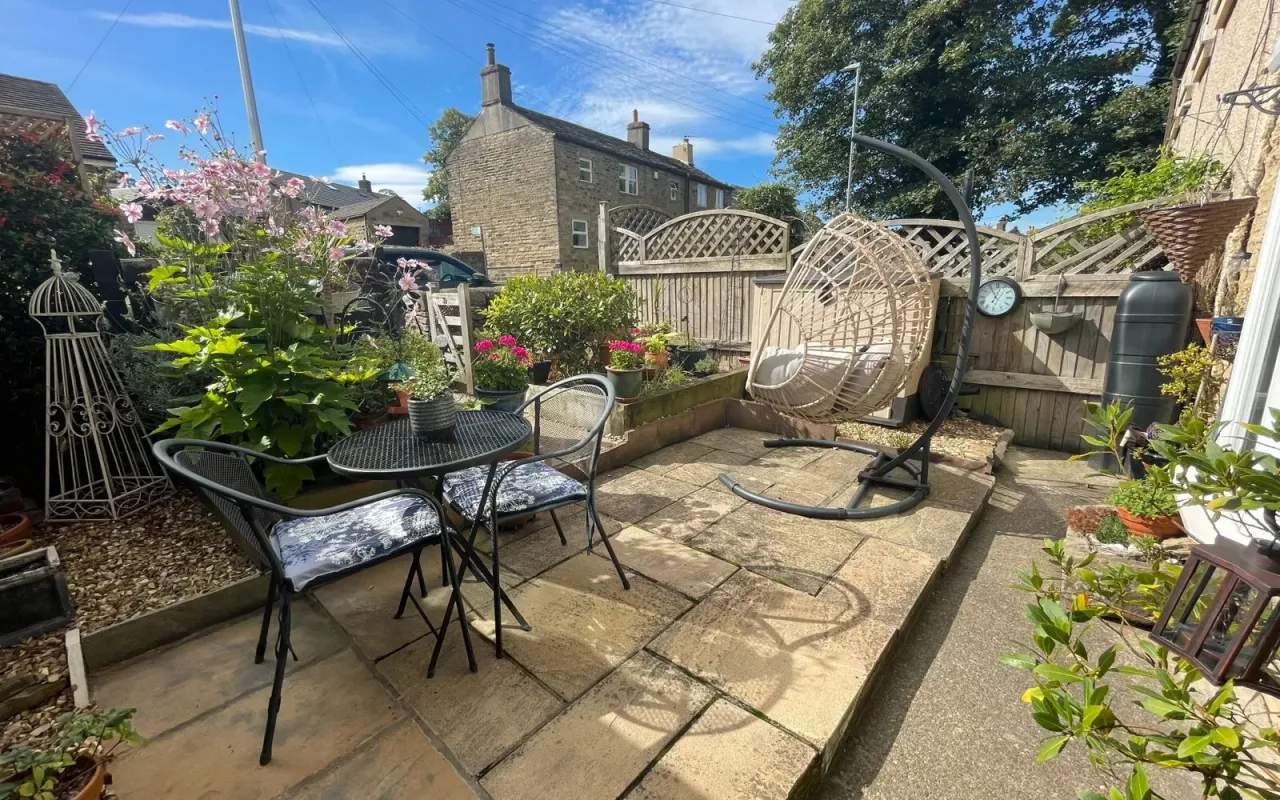 Bilham Road, Clayton West, photo 14