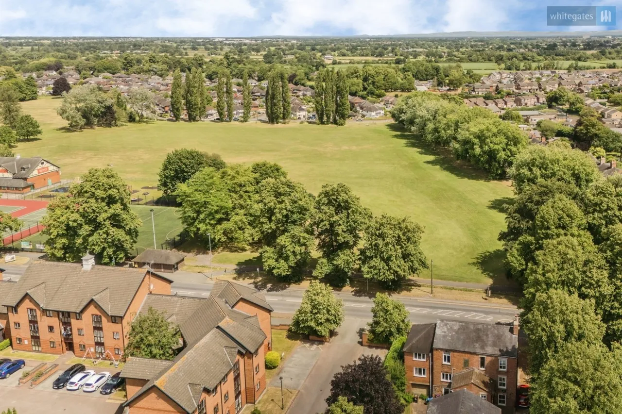 Barony Road, Nantwich, CW5, photo 4