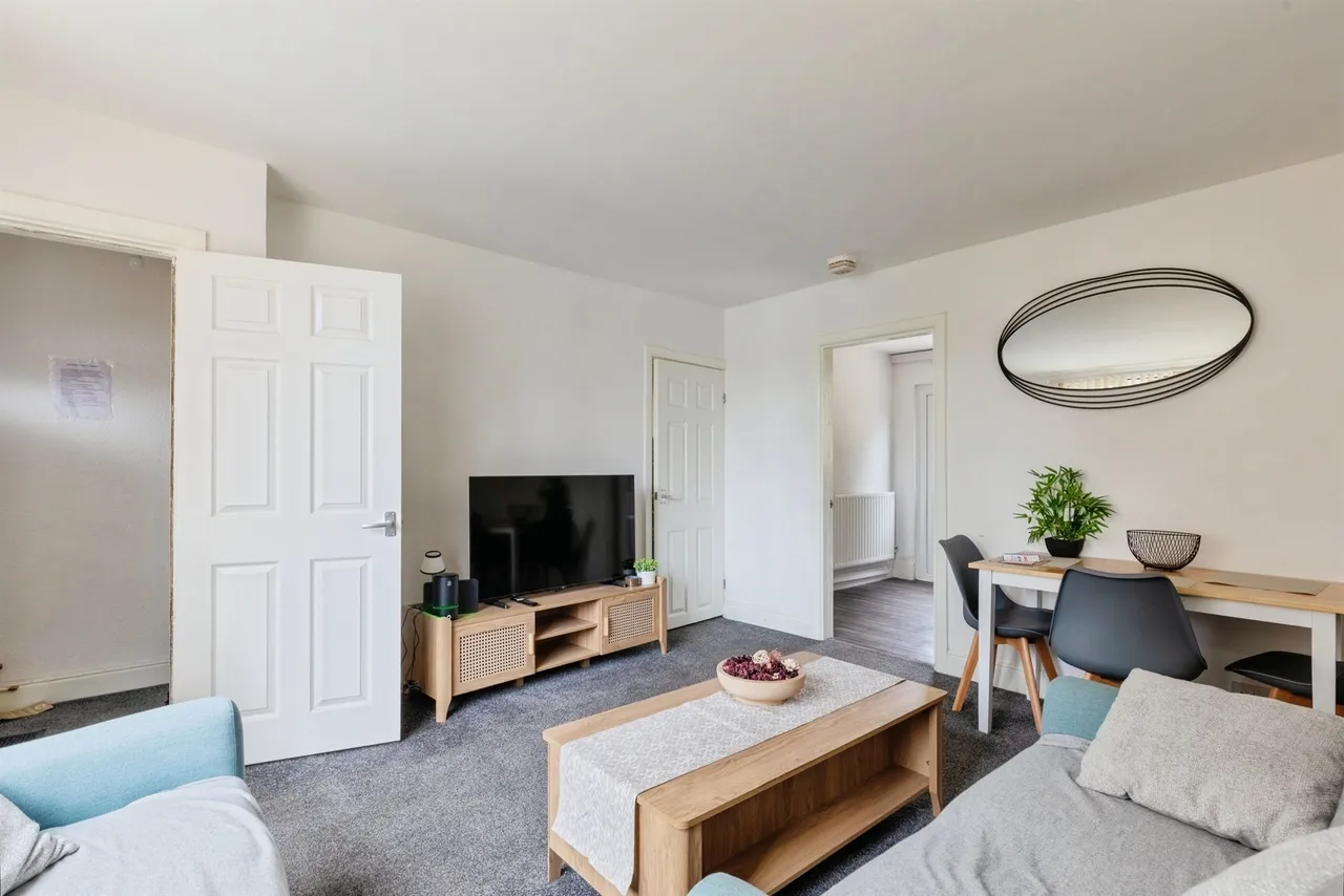 Lawrence Saunders Road, Coventry, CV6, photo 3