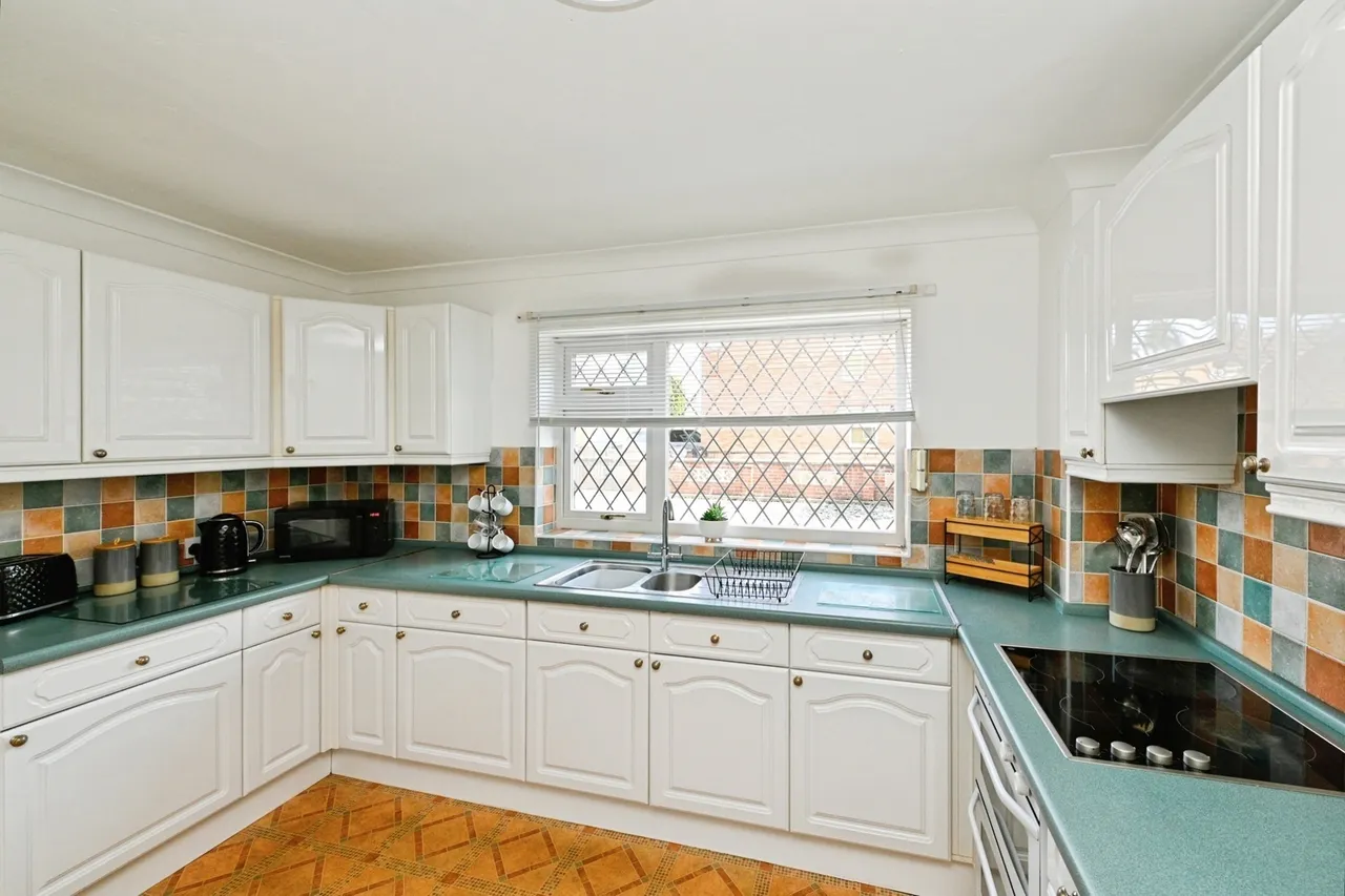Adelaide Avenue, King's Lynn, Norfolk, PE30, photo 2