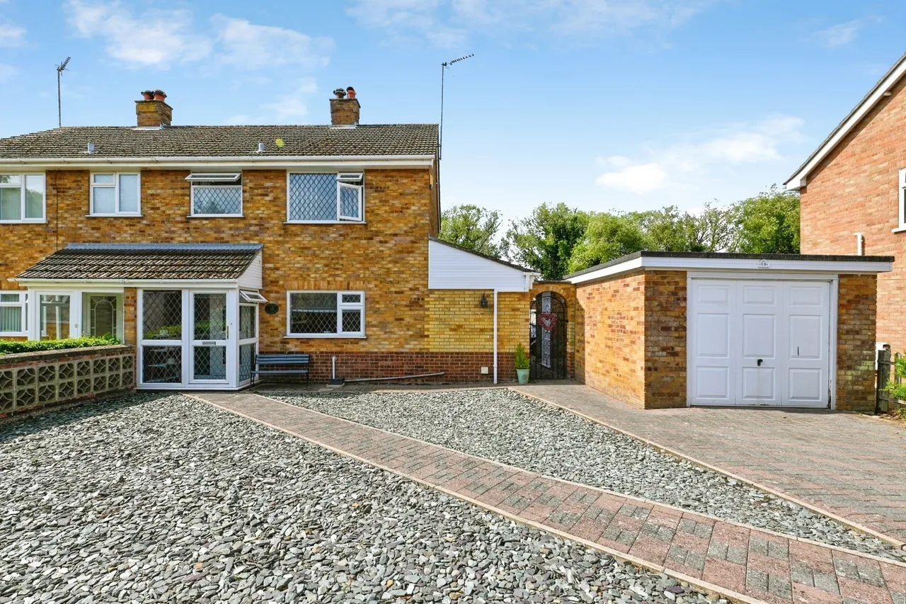 3 bed house for sale — Adelaide Avenue, King's Lynn, Norfolk, PE30