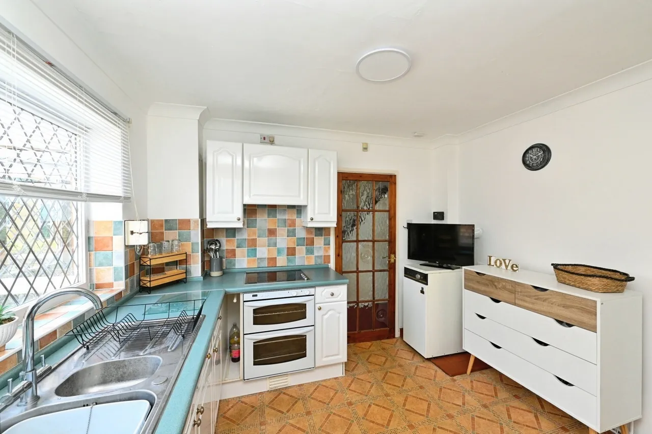 Adelaide Avenue, King's Lynn, Norfolk, PE30, photo 3