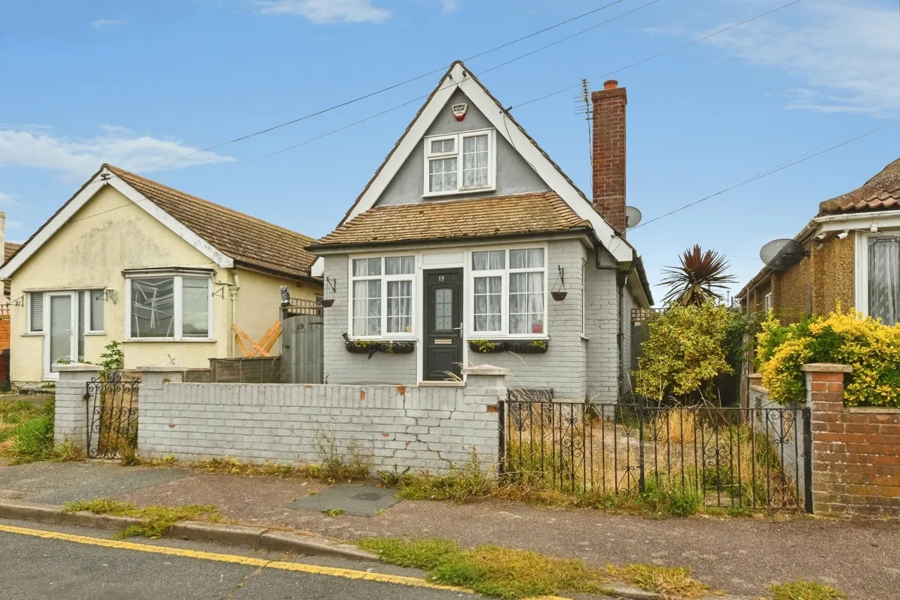 St. Christophers Way, Jaywick, Clacton-on-Sea, Essex, CO15, photo 8