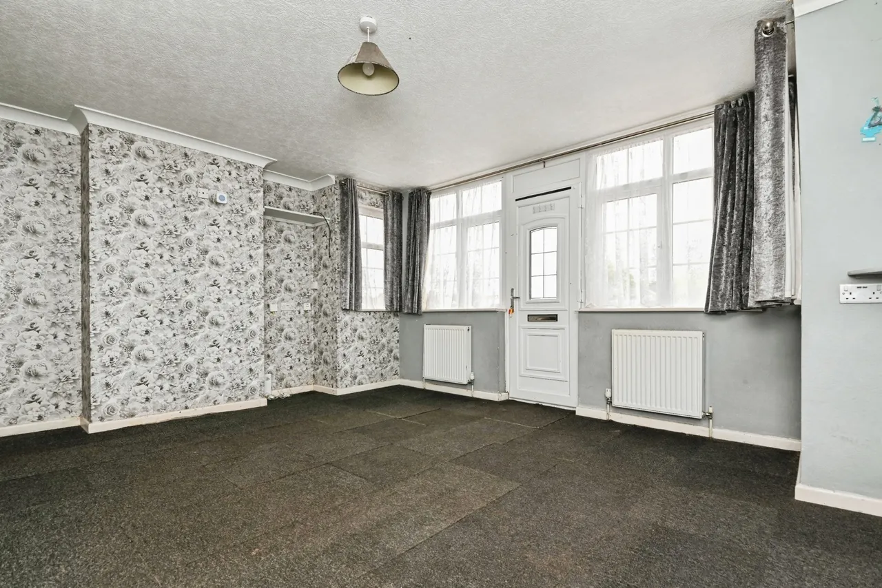 St. Christophers Way, Jaywick, Clacton-on-Sea, Essex, CO15, photo 6