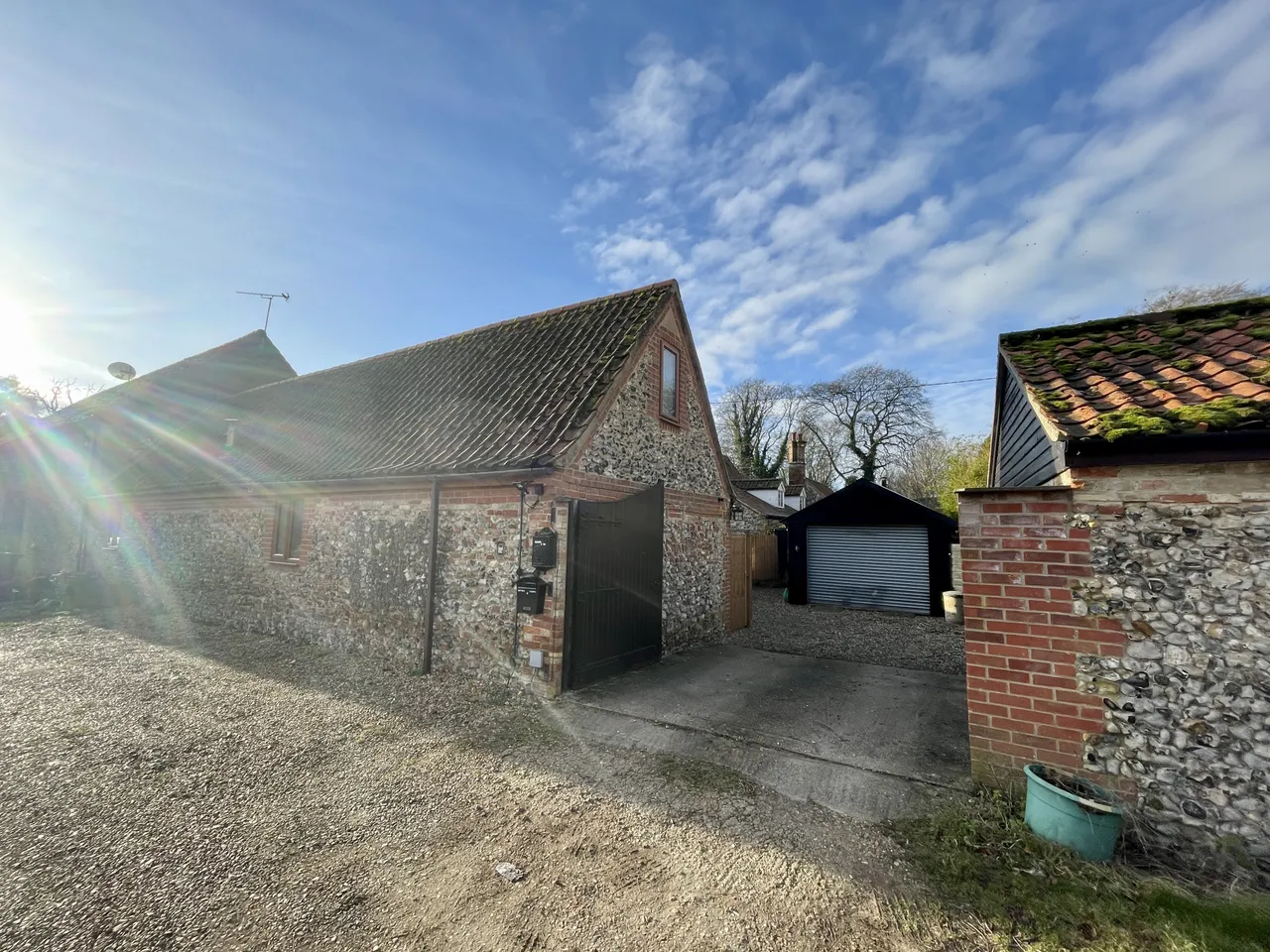 2 bed barn to rent — Brandon Road, Hilborough, THETFORD