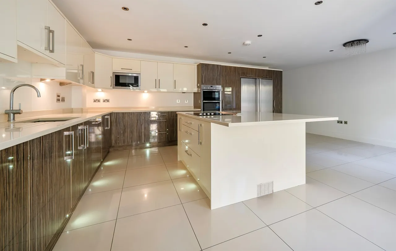 Slades Hill, Enfield, EN2, photo 5