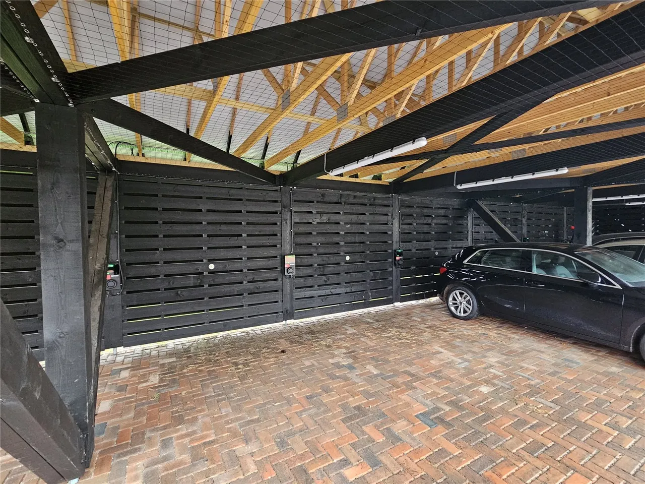 Newfoundland Road, Deepcut, Camberley, Surrey, GU16 6SR, photo 15