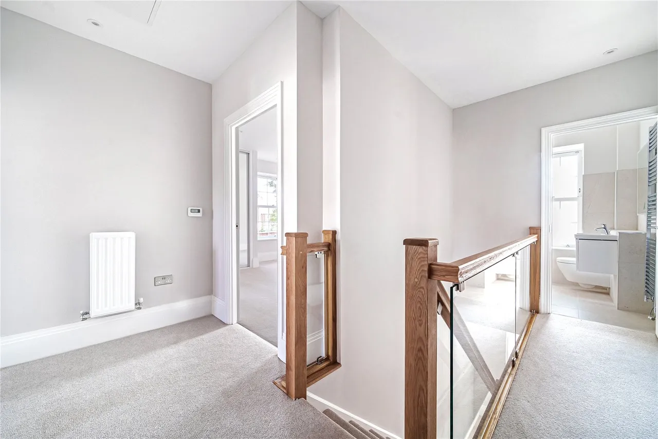Newfoundland Road, Deepcut, Camberley, Surrey, GU16 6SR, photo 7