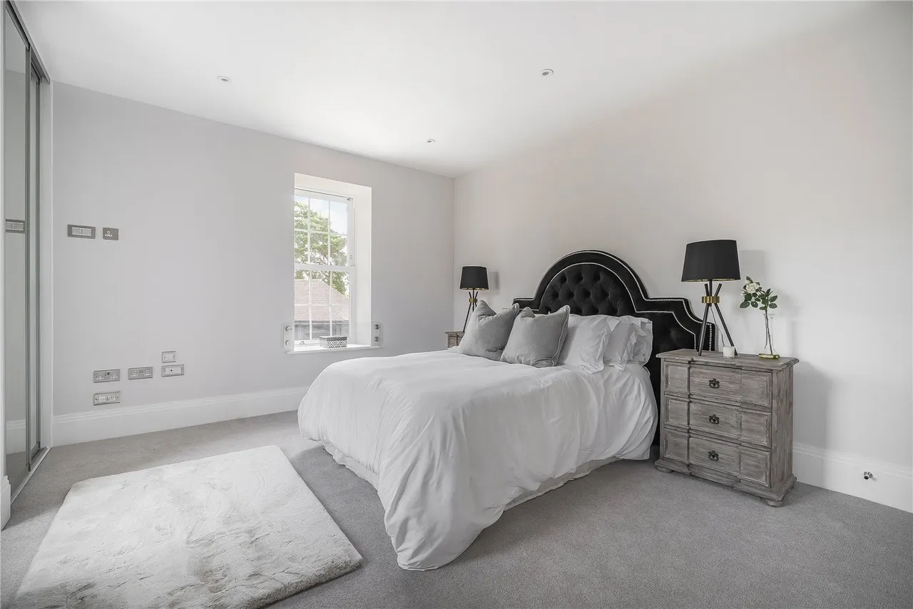 Newfoundland Road, Deepcut, Camberley, Surrey, GU16 6SR, photo 9