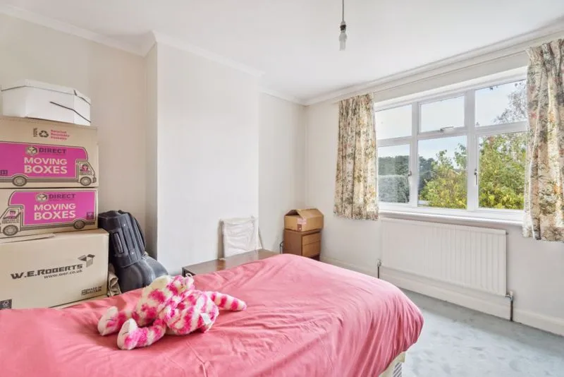 Chalklands, Bourne End SL8 5TH, photo 9