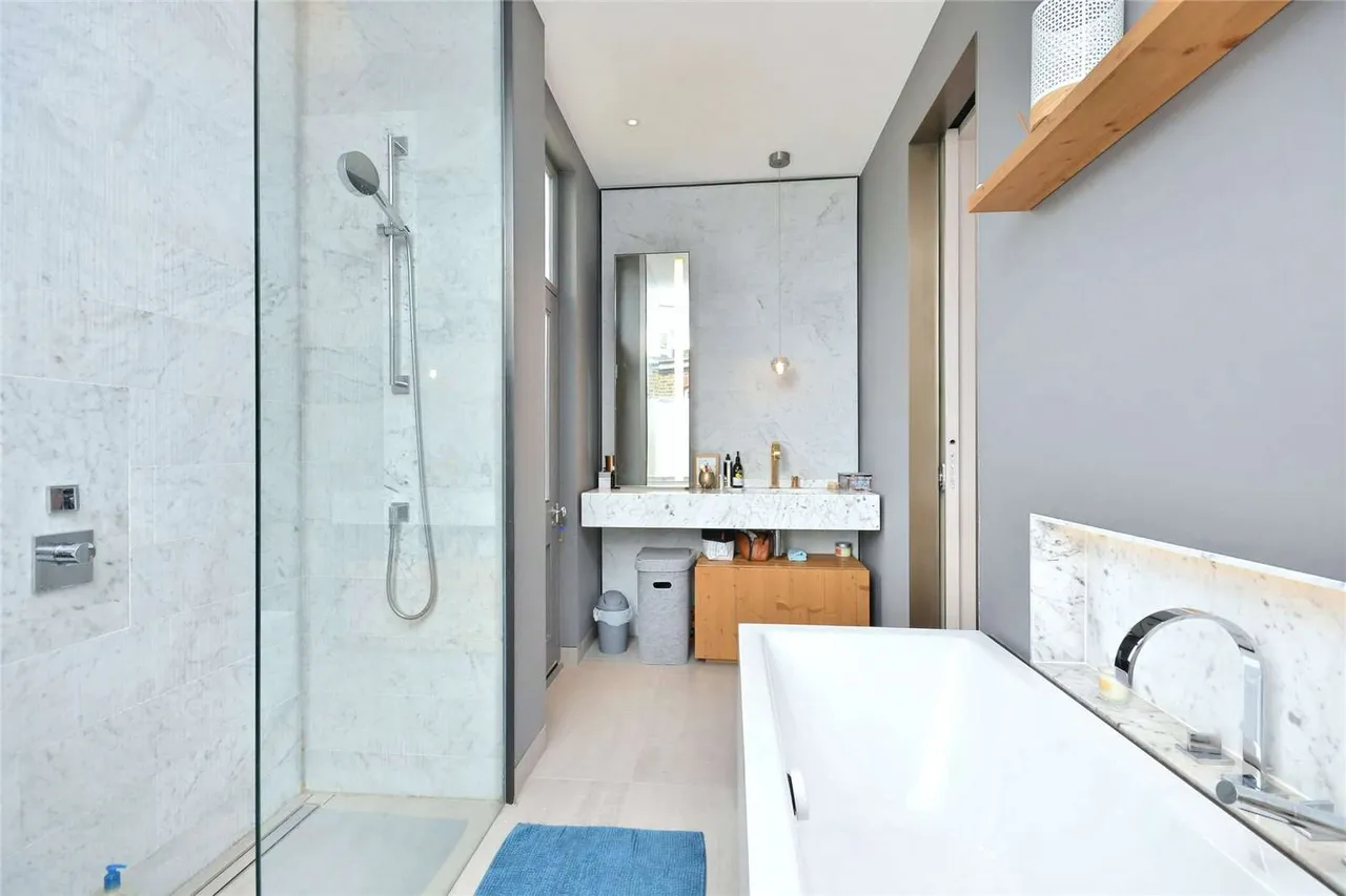 Elgin Mansions, Elgin Avenue, London, W9 1JG, photo 10