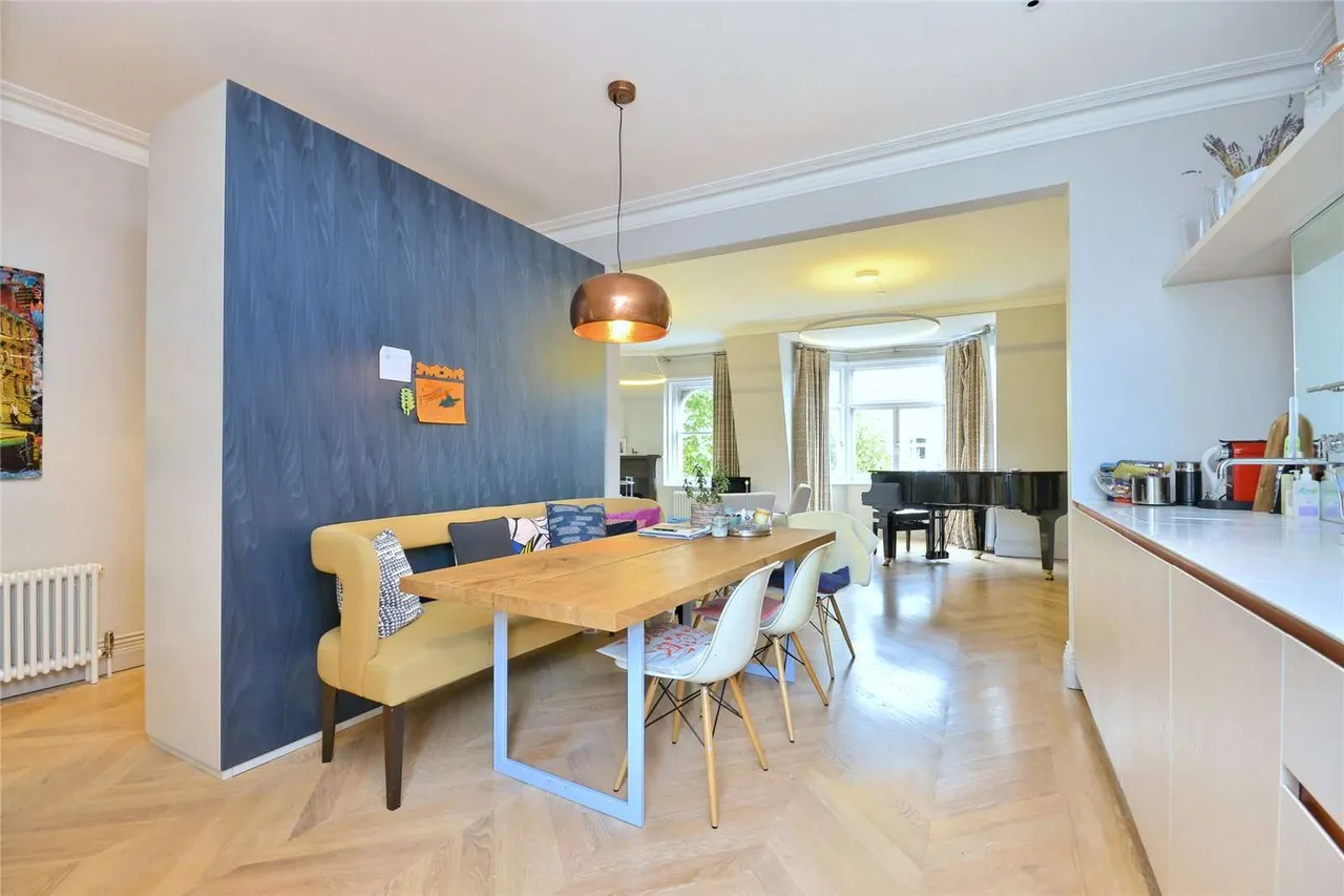 Elgin Mansions, Elgin Avenue, London, W9 1JG, photo 3