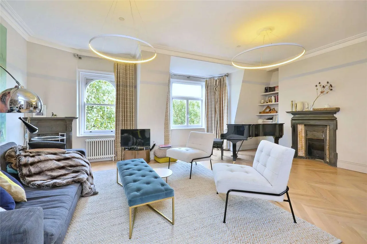 Elgin Mansions, Elgin Avenue, London, W9 1JG, photo 2