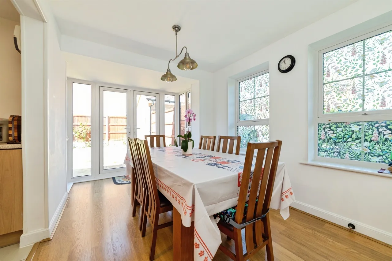Peregrine Way, Hatfield, AL10, photo 3