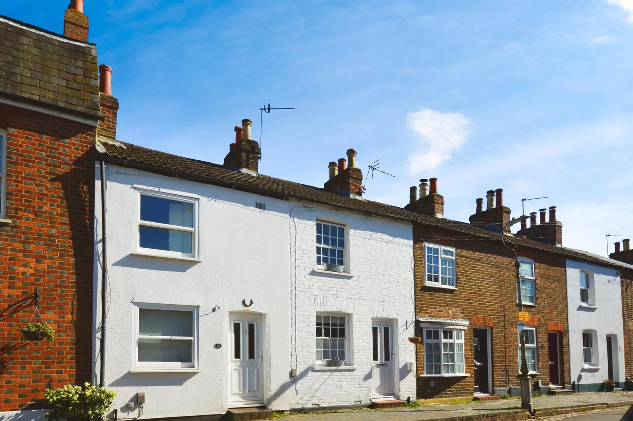 2 bed house to rent, Portland Street, St Albans, AL3