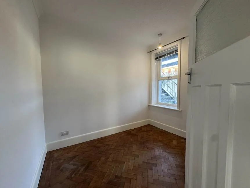 Bolton Close, Southbourne, BH6, photo 8