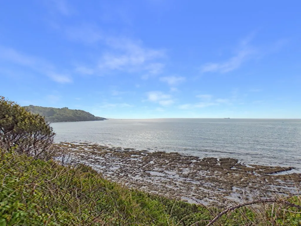 Emslie Road, Falmouth, photo 11