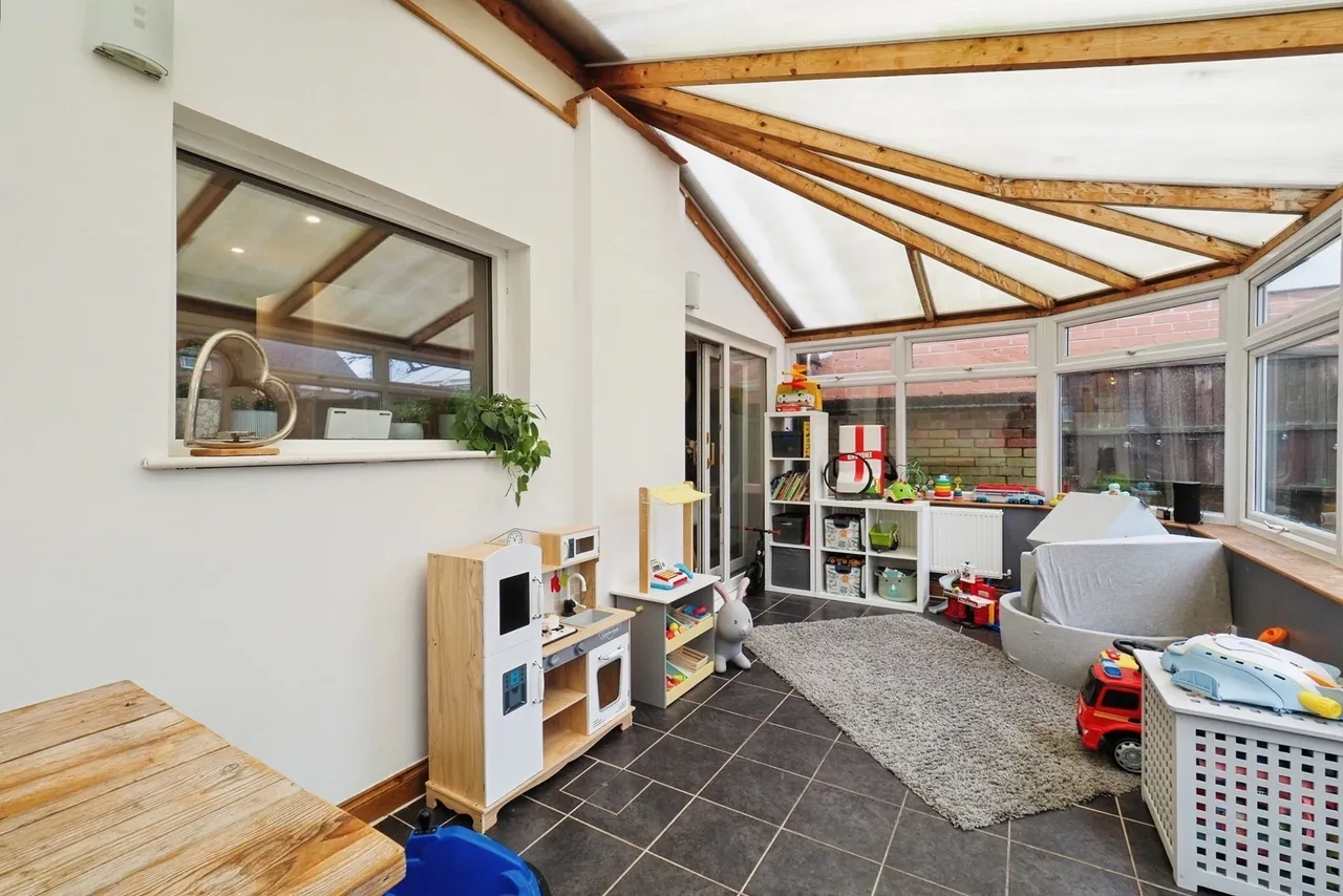 Wheatgrass Road, Beeston, Nottingham, Nottinghamshire, NG9, photo 12