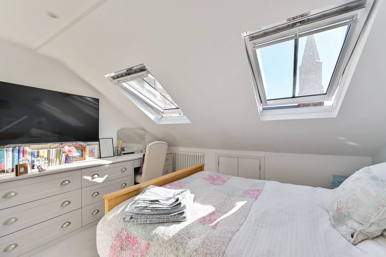 52 Battersea High Street, London, photo 8