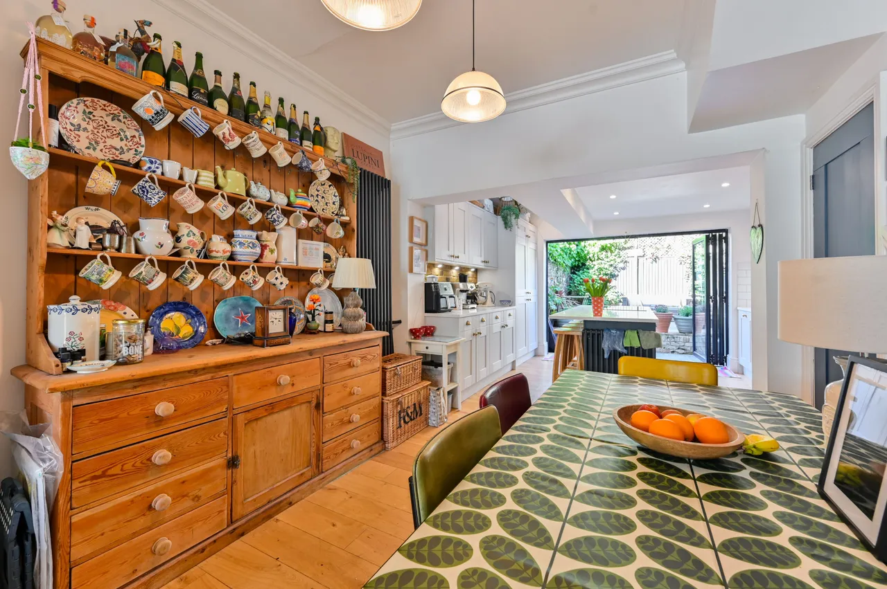 52 Battersea High Street, London, photo 4