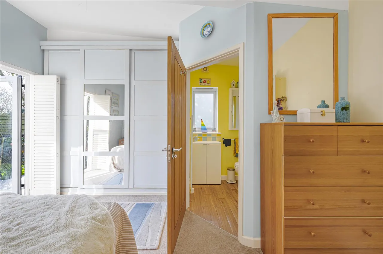 Barons Close, Seaford, photo 27